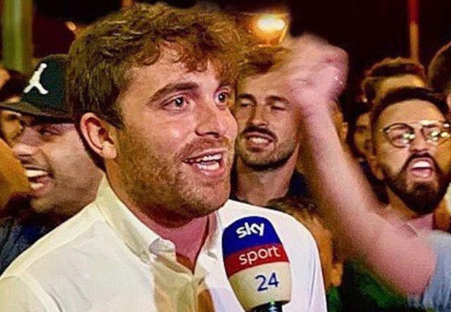 云开体育-“转会专家”罗马诺回顾夏季转会窗：我爱这种疯狂！